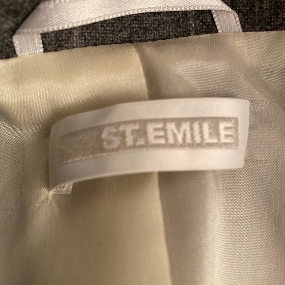 St. Emile Blazer - Picture 3 of 5